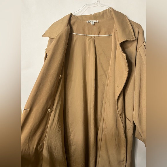 HYFVE Double-Breasted Tan Trench Coat Size Small - Picture 9 of 13